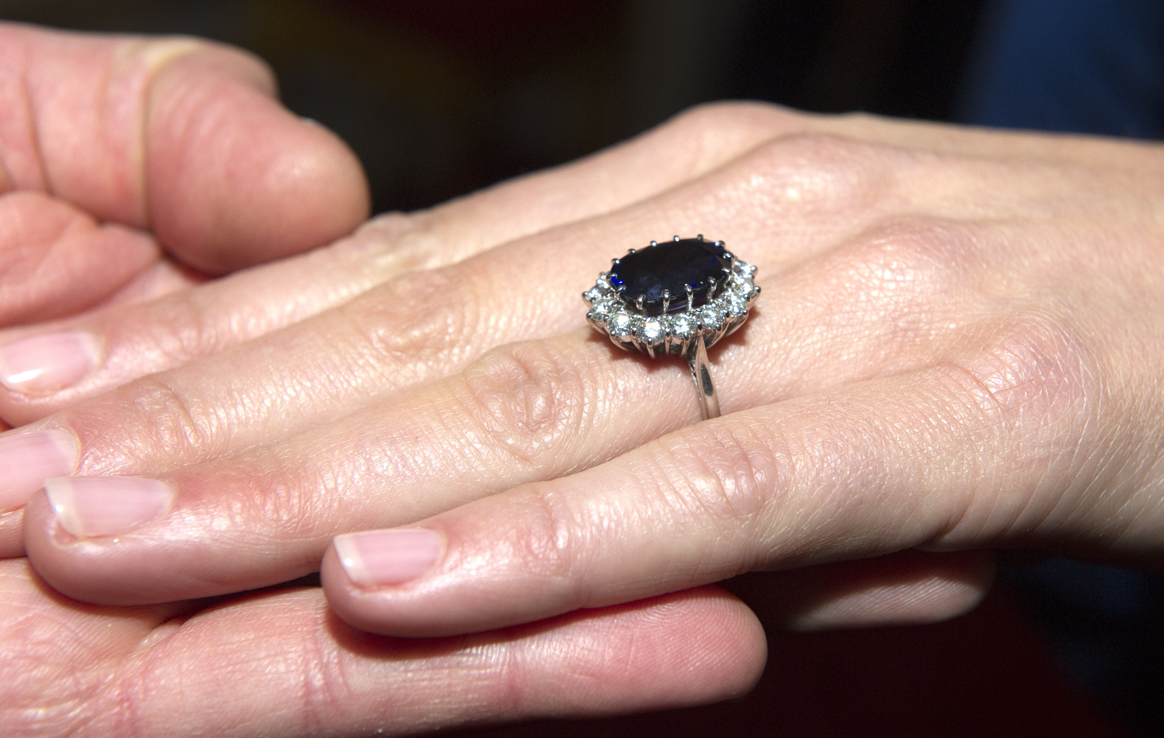 Kate Middleton Engagement Ring: Why The Buzz?